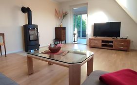 Top Ferienwohnung am Waldrand mit großem Balkon